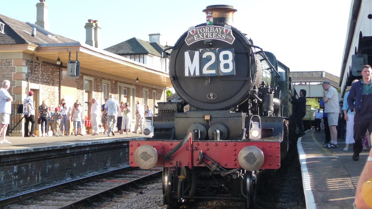 The Station 4*